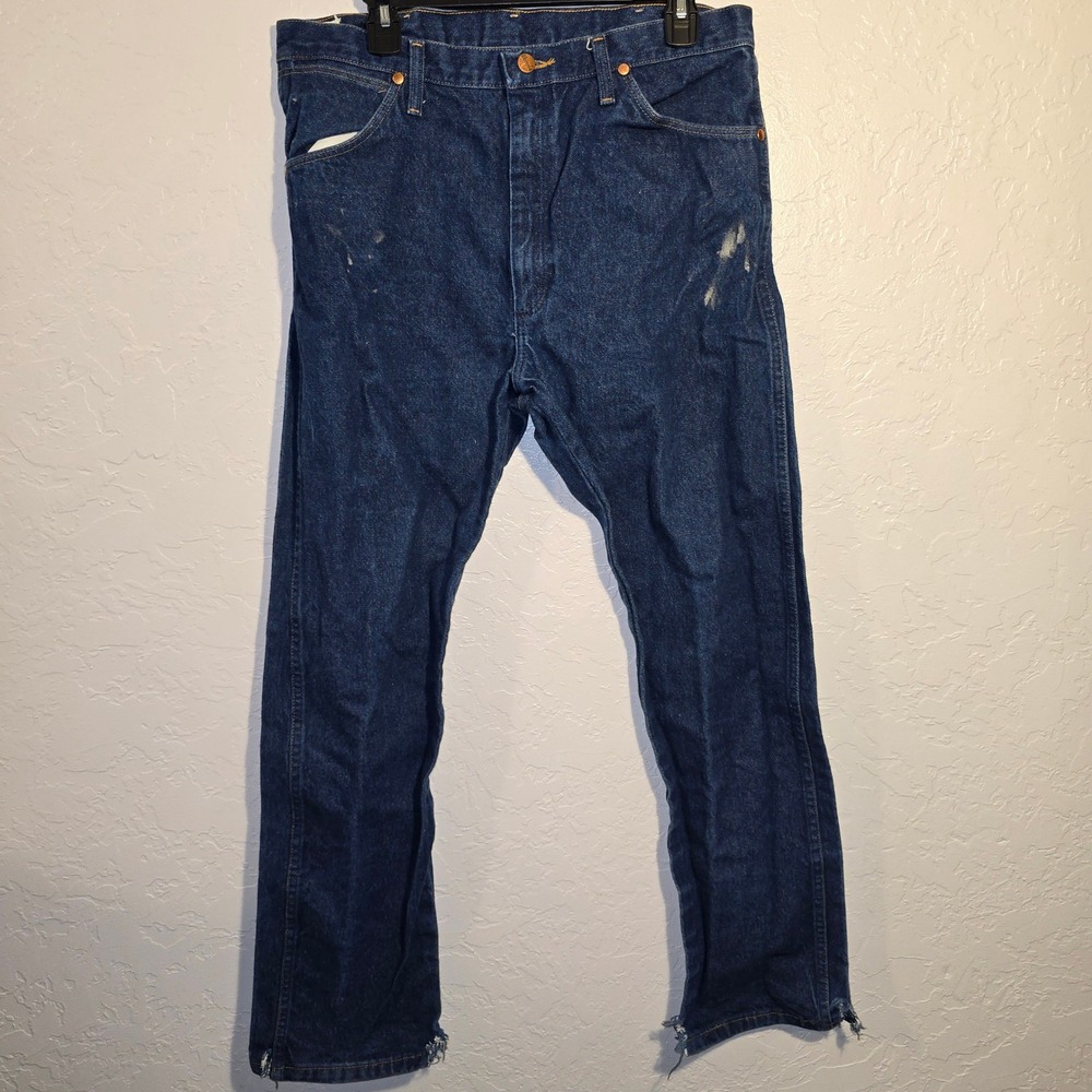 Wrangler Cowboy Cut Jeans Tag 36x32 Mens Blue 13MWZ Distressed Workwear Fit34x31